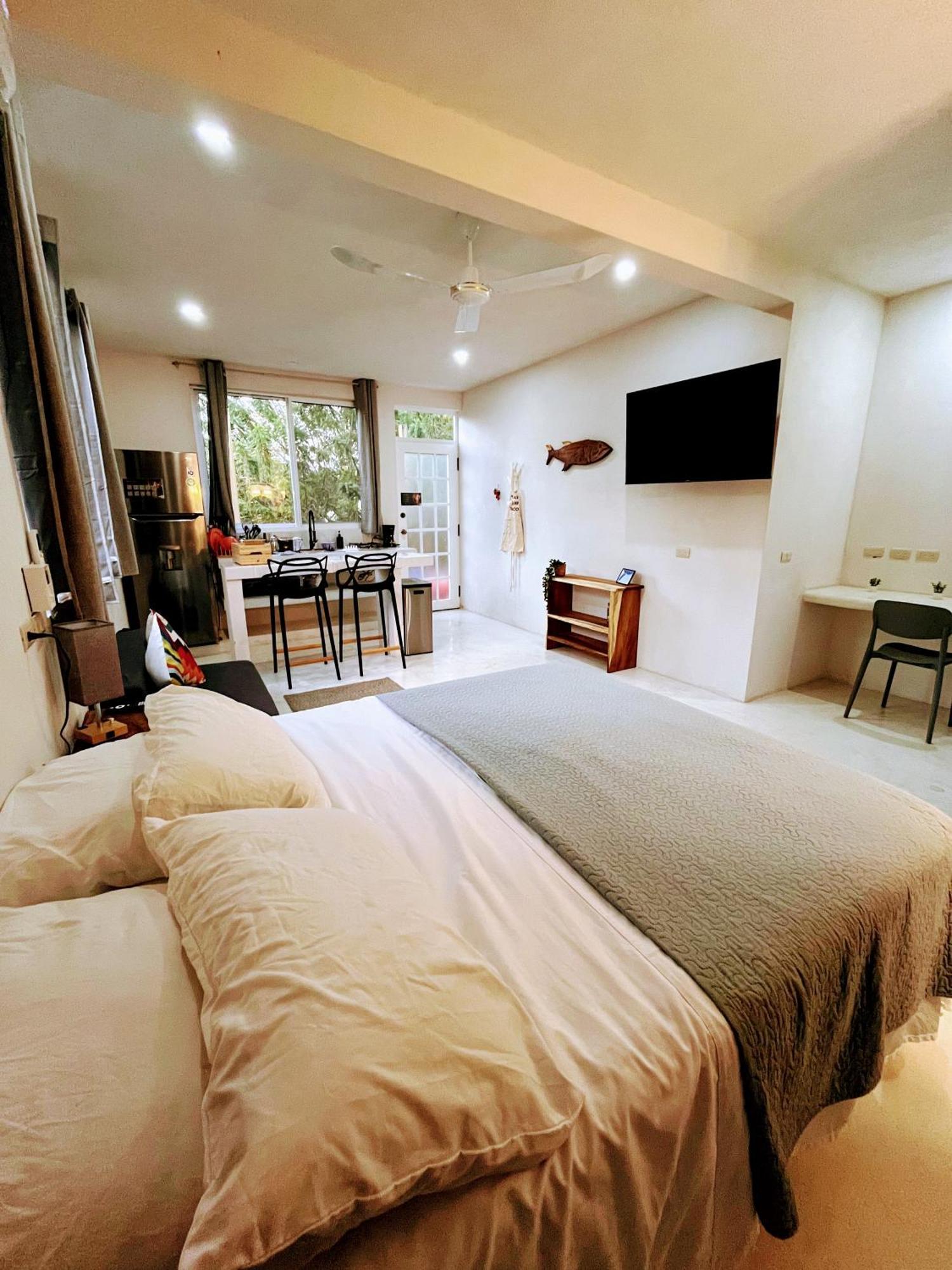 Mangal Suites Brisas de Zicatela Экстерьер фото